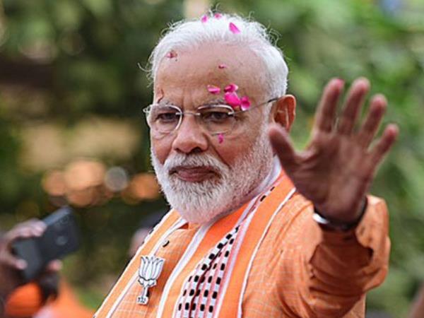કેસરીયા બન્યુ બનારસ, ચારે તરફ મોદી-મોદીના નારા