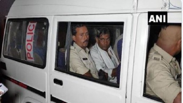 સીએમઓની ઑફિસમાં ઘૂસી મારપીટ કરી હતી