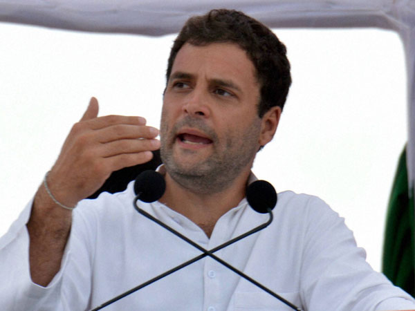 સ્મૃતિ ઈરાનીએ રાહુલ ગાધીને અમેઠીથી હરાવ્યા