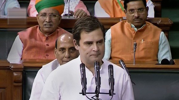 શપથ લીધા બાદ સહી કરવાનુ ભૂલી ગયા રાહુલ ગાંધી