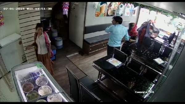 પોલીસ ફૂટેજ ના આધારે તપાસ કરી રહી છે