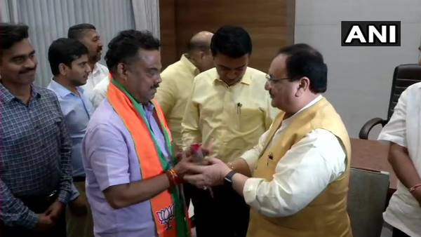 સ્પીકર બોલ્યા - કાયદા મુજબ થયુ વિલય