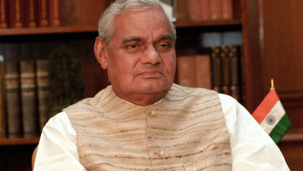 પાકિસ્તાનીઓએ પણ વખાણ કર્યાં