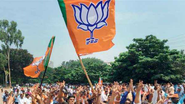 સાત પક્ષોએ સંપત્તિ જાહેર કરી