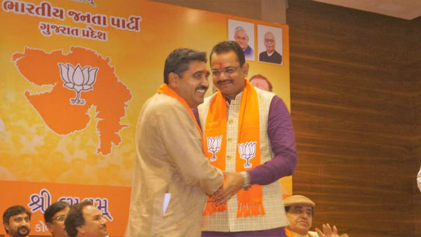 દેશ હરણફાળ ગતિએ આગળ વધી રહ્યો છે