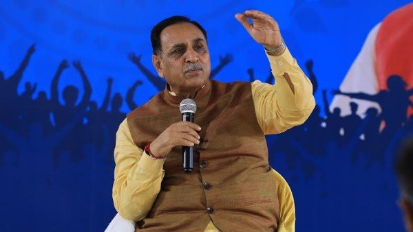 લોકોએ મુખ્યમંત્રીના વખાણ કર્યાં
