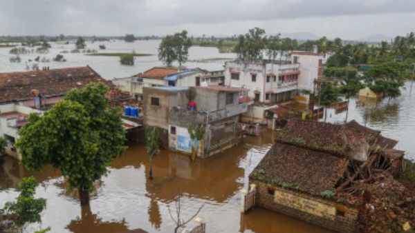 હેલ્પલાઈન નંબર જારી કરાયા