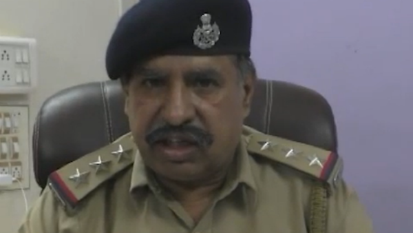 આણંદ પોલીસને જાણ કરી