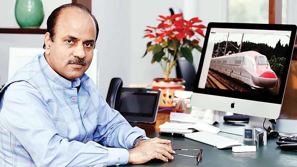 જમીન-અધિગ્રહણ બાદ હટાવાઈ રહ્યા છે વૃક્ષો