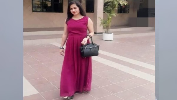 વાતચીતમાં પકડાઈ જતી