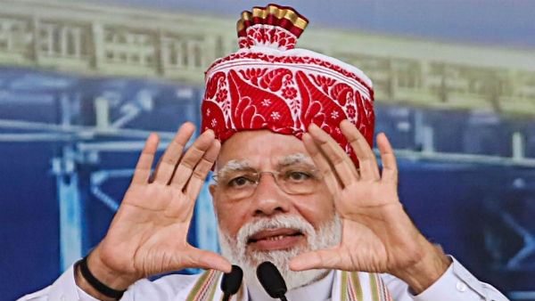 મોદી પોતે બહુ સારા વક્તા અને કવિ છે...