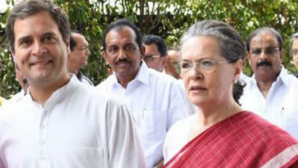 ગાંધી પરિવારના હાથમાં કમાન