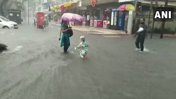 ત્રણ સિસ્ટમ સક્રિય