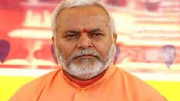 ચિન્મયાનંદનુ અસલી નામ કૃષ્ણપાલ સિંહ છે