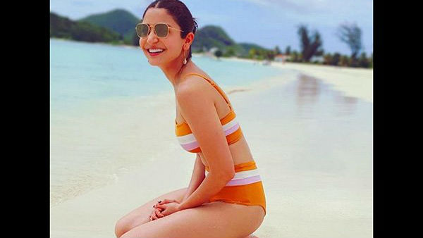10. અનુષ્કા શર્મા (9 કરોડ)