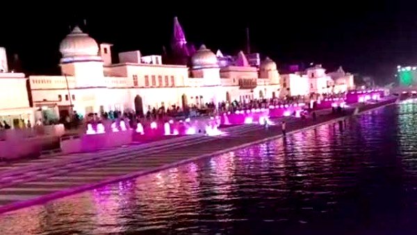 11 રથથી સજ્જ શોભા યાત્રા