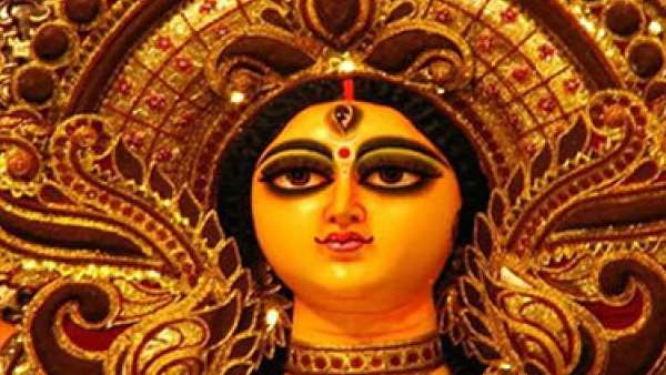 2017માં 22 કિલો સોનાથી પ્રતિમા સજાવી હતી