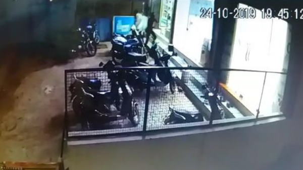 સીસીટીવીમાં ઘરના કેદ