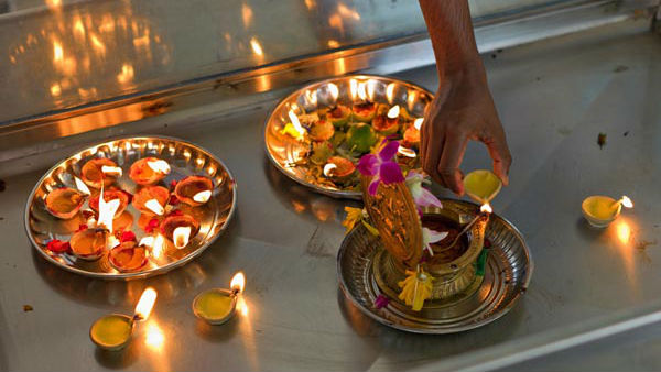 અગ્નિ પાસે
