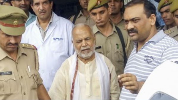 ‘ચિન્મયાનંદનો પૂરો સાથ આપશે'