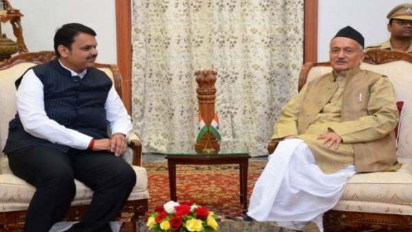 મહારાષ્ટ્રમાં રાજકીય ઘમાસાણ