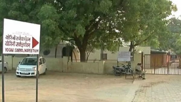 કર્ણાટકના દંપત્તિના 4 સંતાનને બંધક બનાવ્યા?