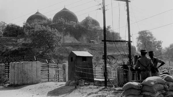 રામલલાને એડવોકેટ બનાવવામાં આવ્યા