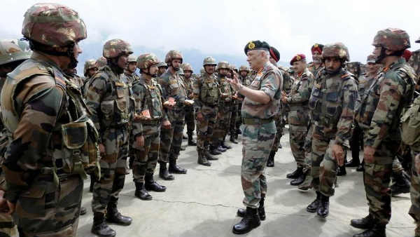 પરિવારમાં જ દેશ સેવાની પરંપરા