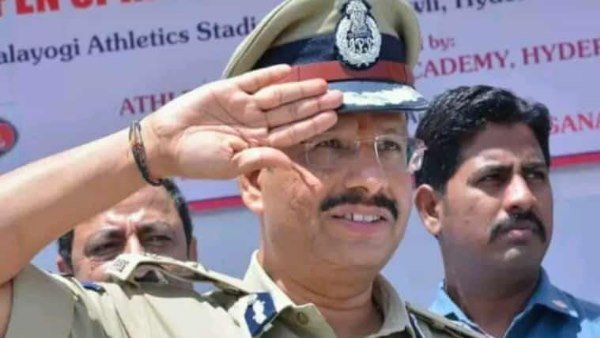 એનકાઉન્ટર સ્પેશિયાલિસ્ટ કહેવાય છે સજ્જનાર
