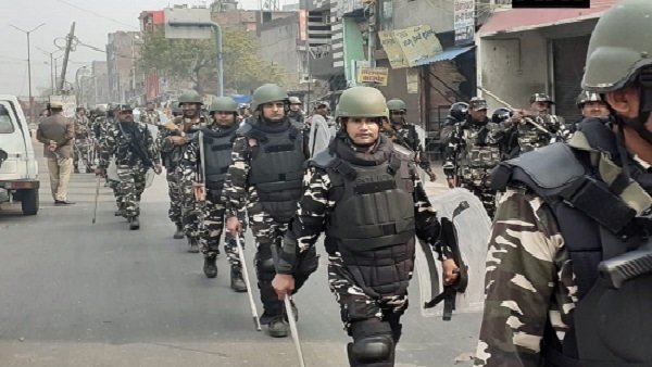 હુલ્લડ કરનારાઓએ મોઢા ઢાકેલા હતા