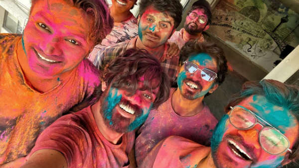 મયુર ચૌહાણ મિત્રો સાથે