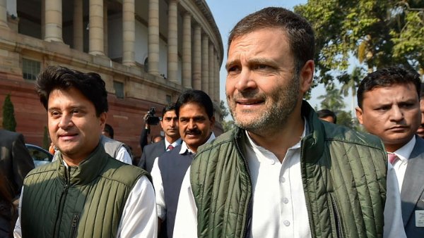 જુદા થઈ ગયા બંનેના રસ્તા...