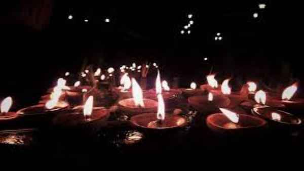 9 મિનિટ મા ભારતીનુ સ્મરણ કરવાનુ છે
