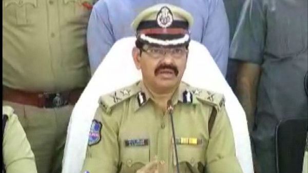 15 વર્ષી દીકરી સાથે રહેવા માંગતો હતો