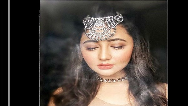 રશ્મિ દેસાઇની મેજીકલ તસ્વીર