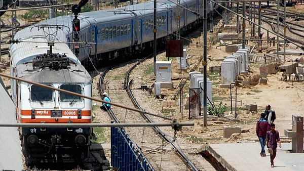 ભારતીય રેલવેએ આ આગ્રહ કર્યો