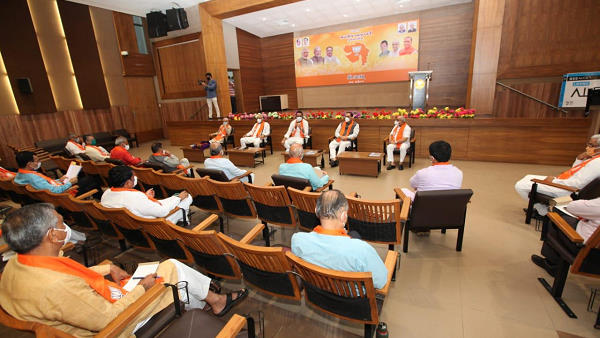 અગાઉ 6 સીટ પર પેટાચૂંટણી થઇ હતી