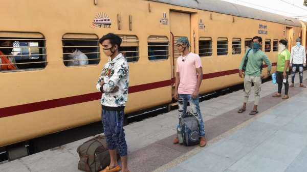 ચૂંટણીમાં પરપ્રાંતિય કામદારોના રોષનો સામનો કરવો પડી શકે છે