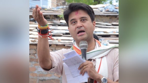 'ખોટા સમાચાર સત્ય કરતા ઝડપથી ફેલાય છે'