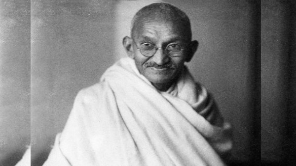 વિદેશમાં શિક્ષણ અને વકાલત