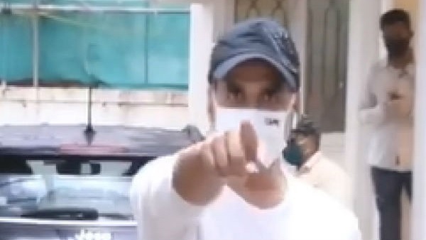 અક્ષય કુમારે પાપારાઝીનો ક્લાસ લીધો