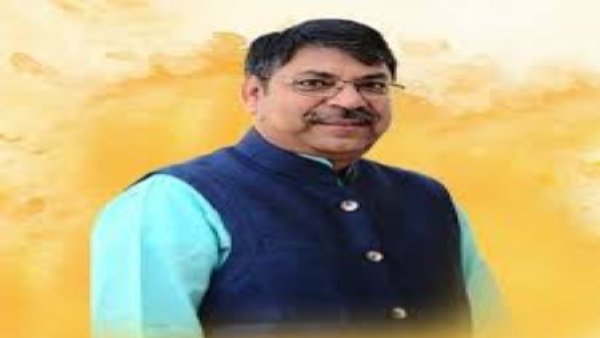 ભાજપે સ્પીકરના રાજીનામાની માંગ કરી