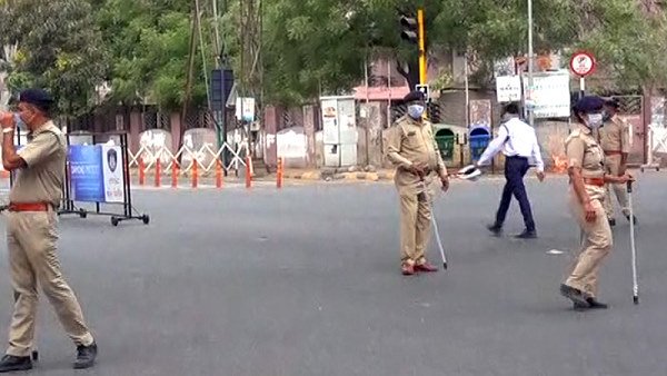 લગભગ 63,000 લોકોને SMS દ્વારા નોટિસો જાહેર કરી