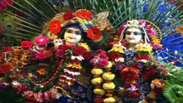 ધ્યાનમાં રાખો કે ઝાંખી છ દિવસ સુધી સુશોભિત હોવી જોઈએ, દરરોજ આરતી કરો