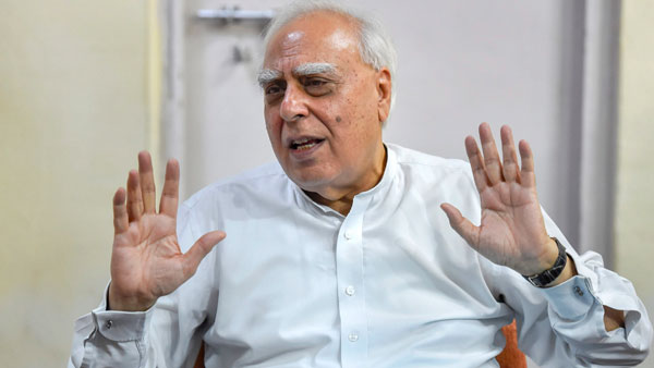 પત્રથી શરૂ થયો વિવાદ