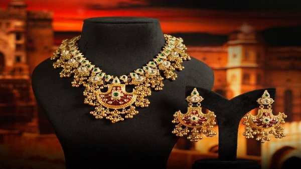 જાણો ગોલ્ડના રેટમાં અંતર