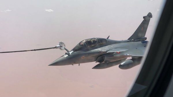 ચીનના J-20થી ઘણુ આગળ છે રાફેલ