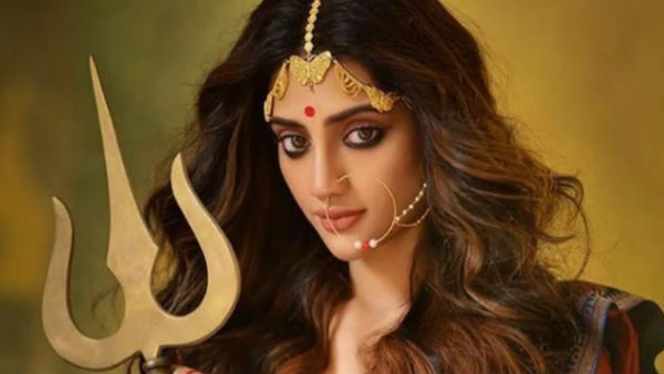 'દેવી દુર્ગા' અવતારમાં નુસરત જહાંને જોઈને લોકો ગુસ્સે થયા
