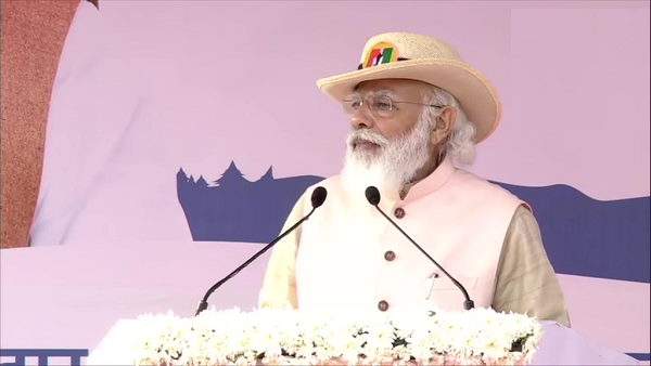 દેશ રક્ષાના બધા ક્ષેત્રમાં આત્મનિર્ભર થઈ રહ્યો છે