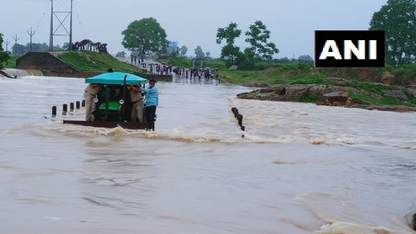તમિલનાડુંમાં હાઇએલર્ટ